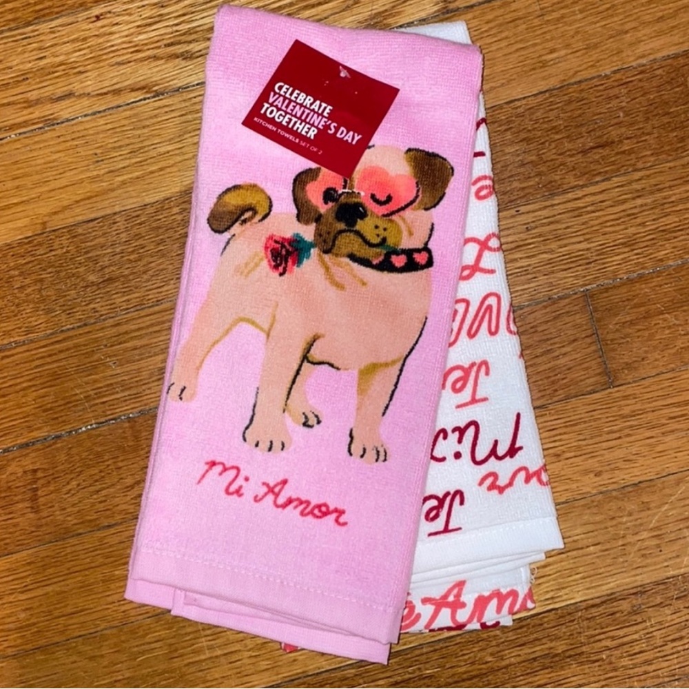 Set of two dog Valentine’s Day kitchen towels NWT